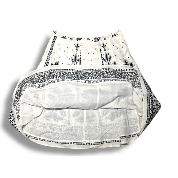 Talbots Black White Floral A-Line Midi Skirt Size 10 Classic Chic - Picture 4 of 8